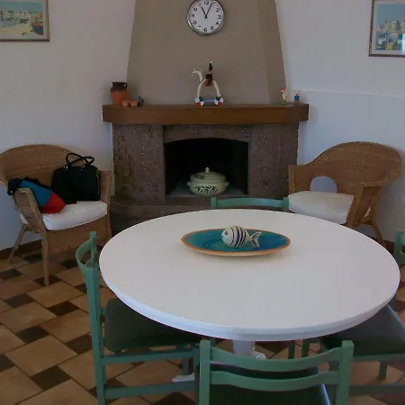 Casa Privata מרינה די מנקוורסה